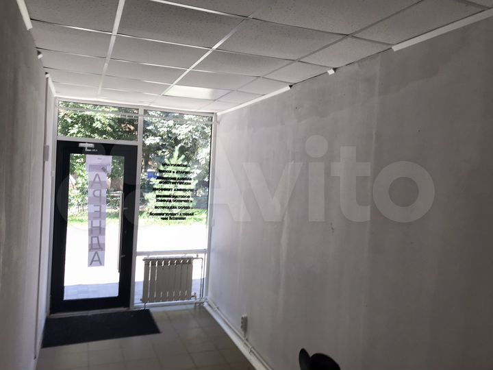 Торговая площадь, 14 м²