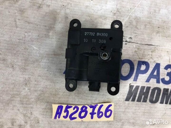 Моторчик заслонки печки для Nissan Qashqai 1 2006