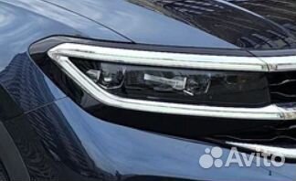 Фара правая Volkswagen Talagon