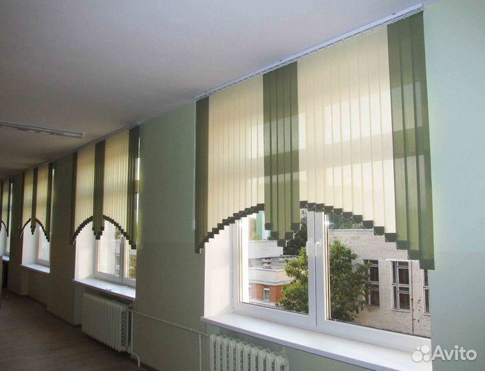 Вертикальные тканевые жалюзи в школу
