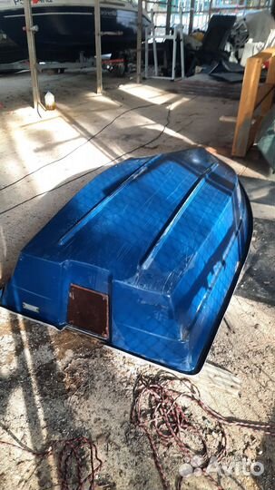 Моторно-гребная лодка 