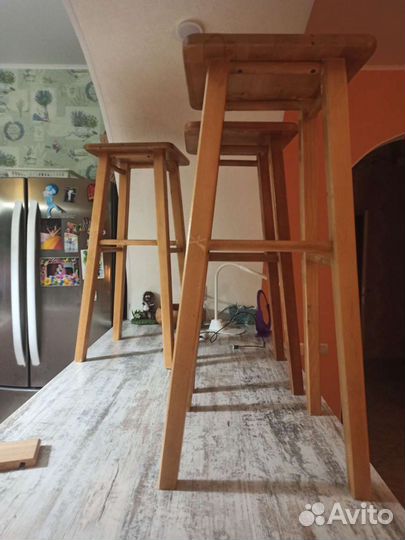 Барный стул