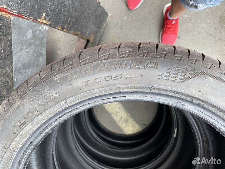 Bridgestone Turanza T005 235/45 R18