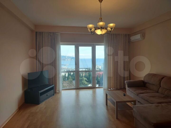 2-к. квартира, 85 м², 4/5 эт.