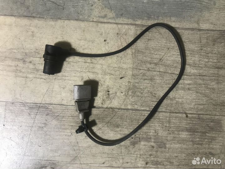 Датчик коленвала VW