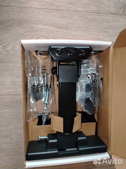 Кронштейн для телевизора на стену