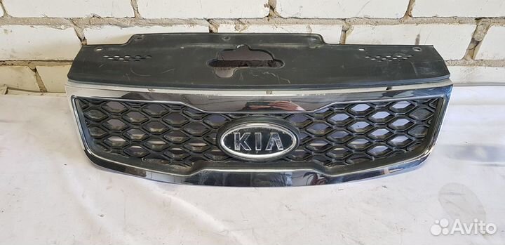 Kia Rio 2 Решетка Радиатора