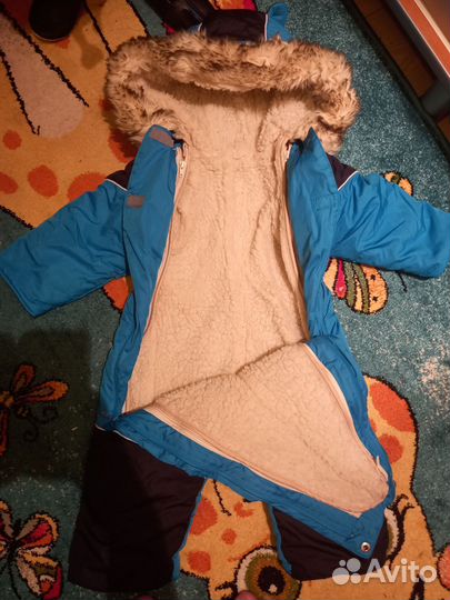 Куртка на девочку