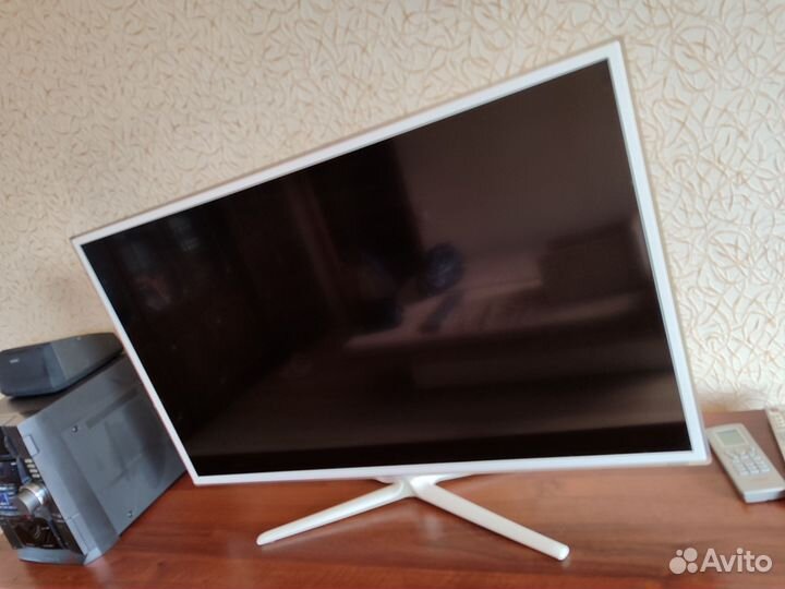 Телевизор samsung