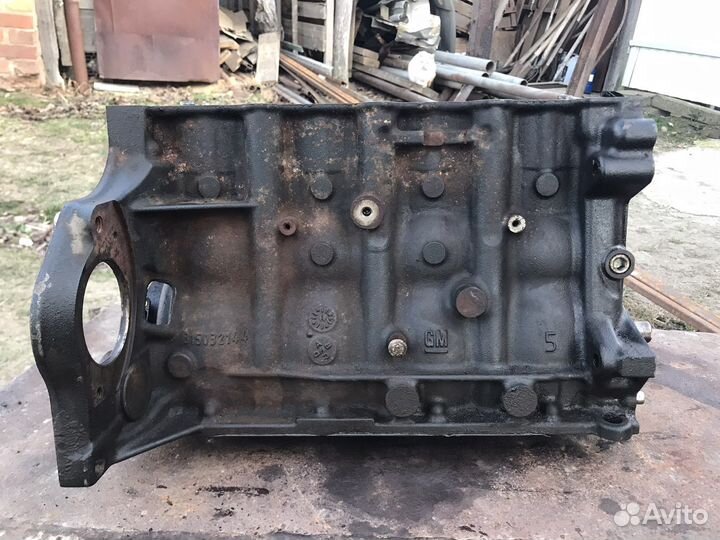 Блок двигателя шевролет авео Т 300