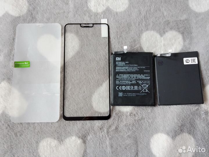 Аксессуары для Xiaomi Mi 8 Lite Стекла, пленки, ак