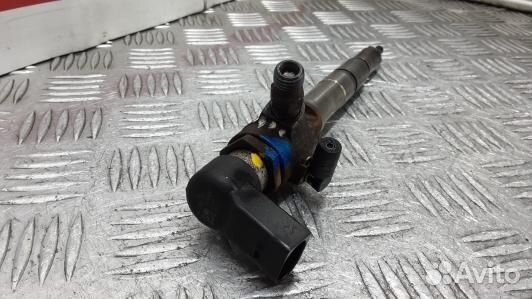 Форсунка дизельная skoda rapid (LNK42AL04)