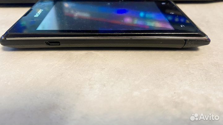 Sony Xperia E, 4 ГБ