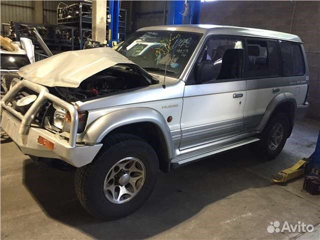 Разбор на запчасти Mitsubishi Pajero