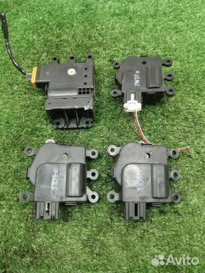 Сервопривод заслонок печки Mazda Cx 5 SUV 2.2D