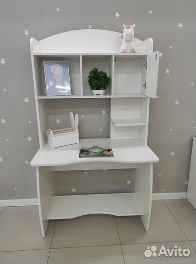 Стол письменный