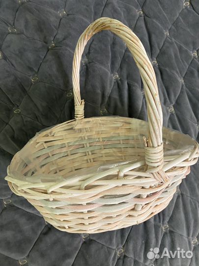 Корзина плетеная