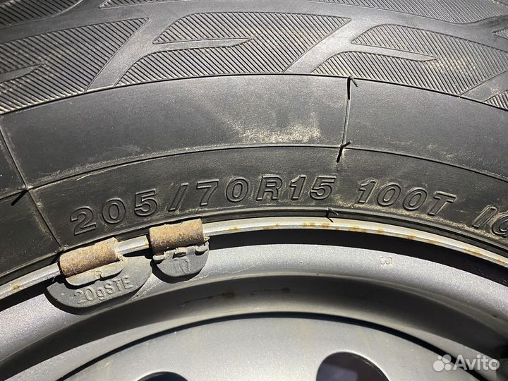 Yokohama S71 205/70 R15