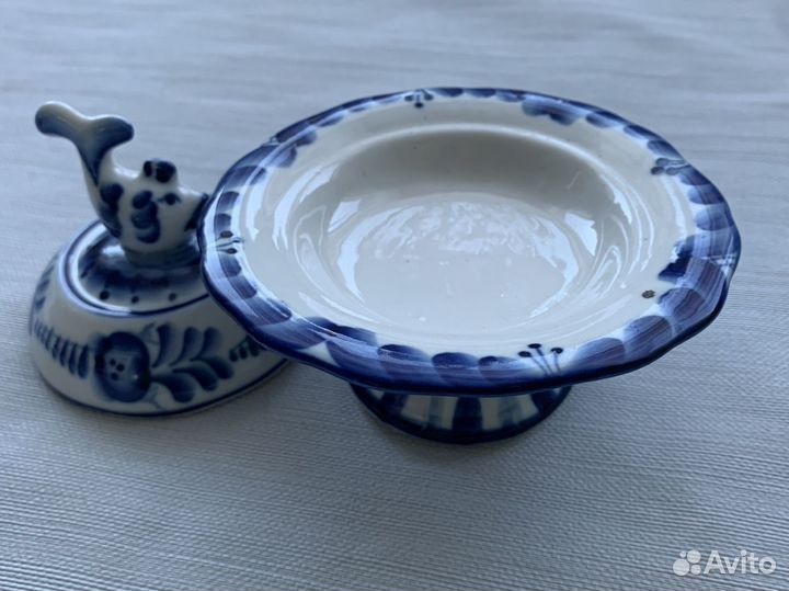 Новая икорница с крышкой вазочка Гжель