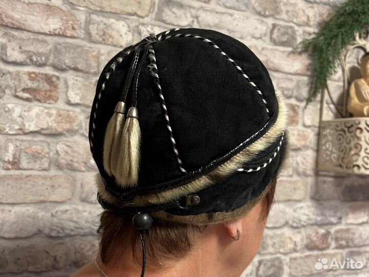 Меховая шапка натуральная замша