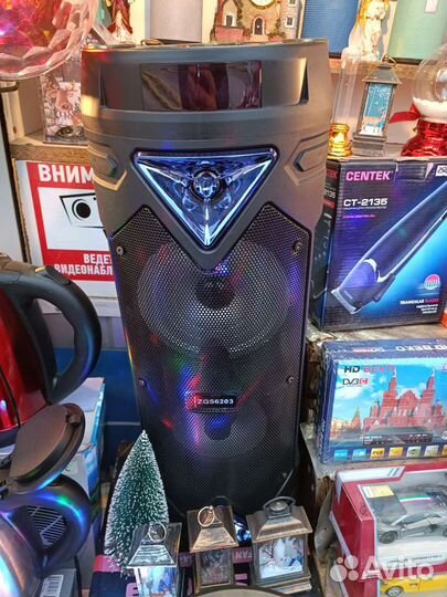 Мощная колонка с караоке