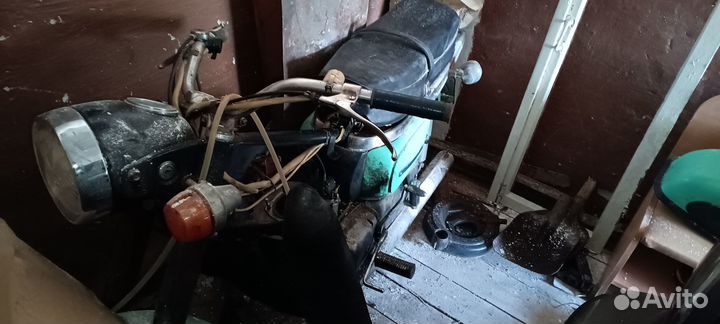Продам мотоцикл восход 2 на запчасти