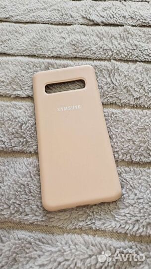 Чехлы на Samsung Galaxy S10