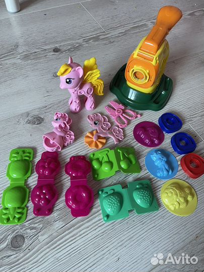 Игрушки (плейдо; рыбалка; каталки)