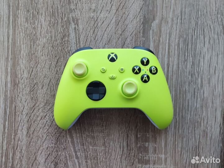 Геймпад Xbox Series