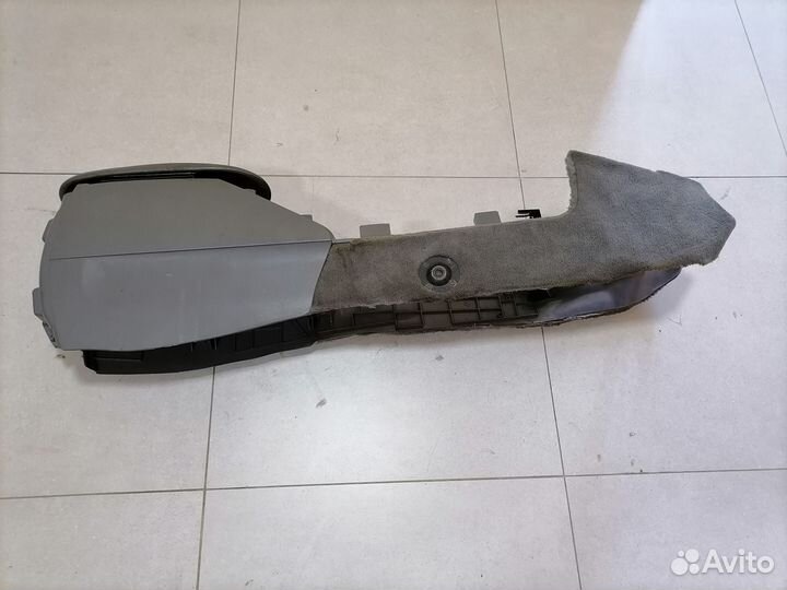 Консоль между сиденьями Ford Taurus 2 1992-1996