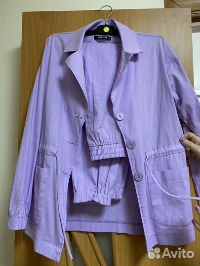 Брючный костюм женский