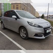 Renault Scenic 1.6 MT, 2012, 200 000 км, с пробегом, цена 820 000 руб.