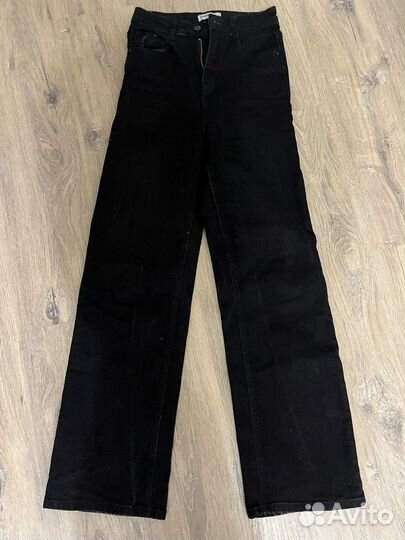 Джинсы черные