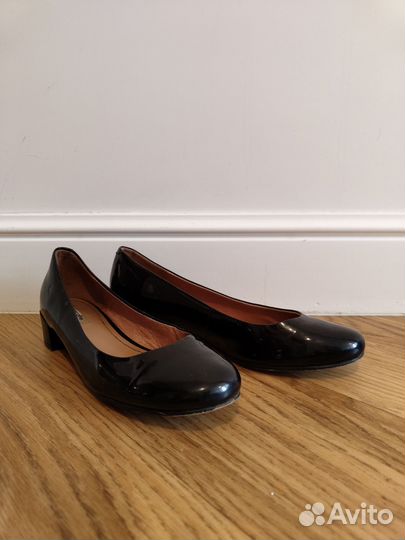 Туфли Mascotte лакированные 37