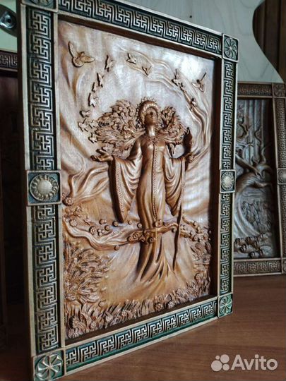 Резные картины/иконы из дерева