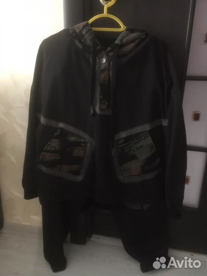 Костюм спортивный женский