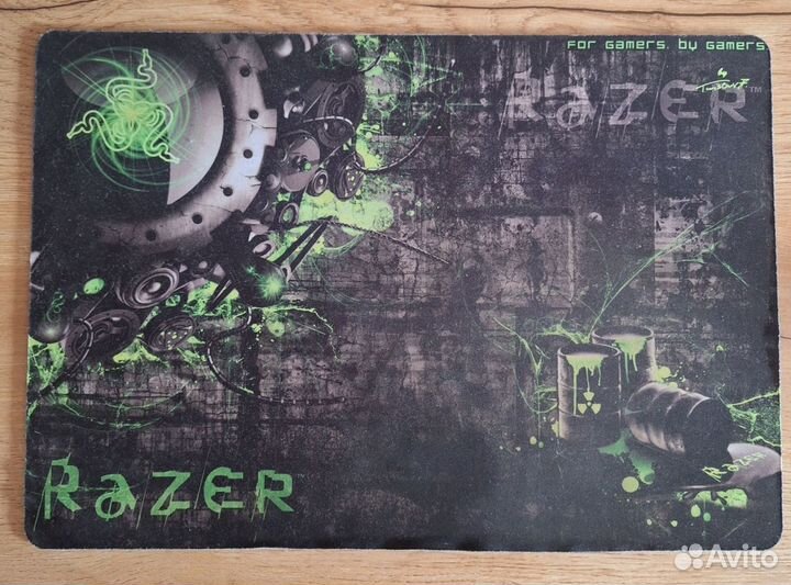 Zet gaming наушники + коврик razer