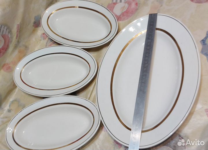 Фарфор зик СССР часть стол.сервиза с золот.каймой