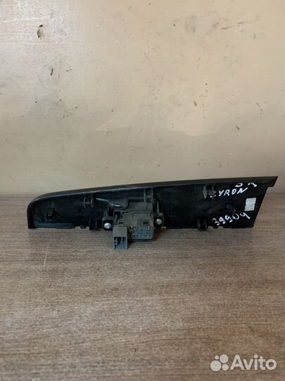 Кнопка стеклоподъемника задняя Kyron