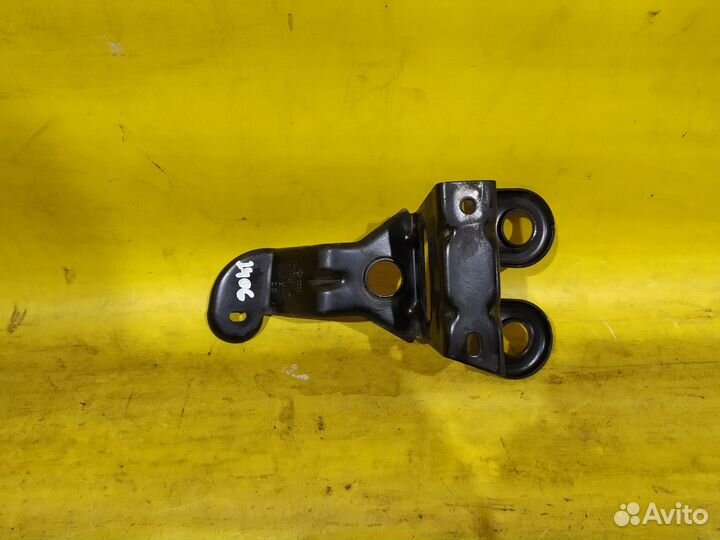 Кронштейн блока ABS Audi Q7 4L Ауди кью 7 ку 7