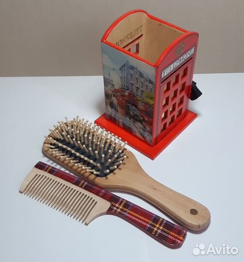 Набор подарок Подставка с расчёсками