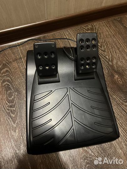 Игровой руль logitech driving force gt 900