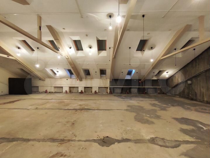 Сдам 285 м² возле бц Петрушкин двор