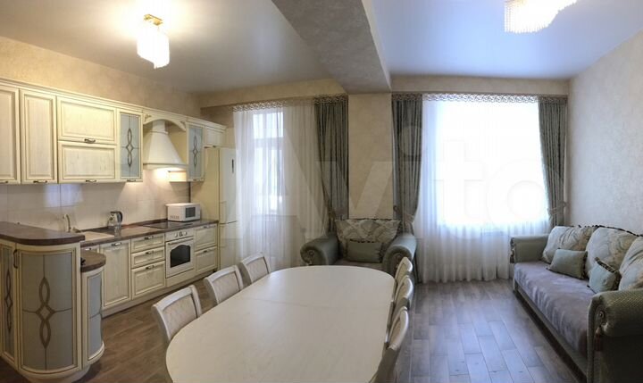 3-к. квартира, 90 м², 2/10 эт.