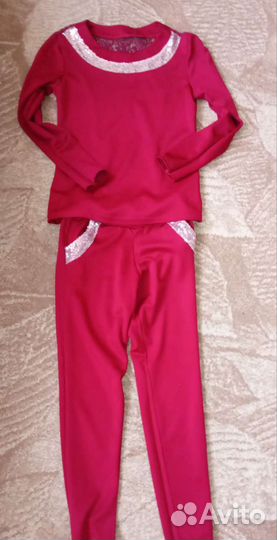 Костюм женский