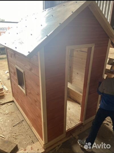 Детский игровой домик из дерева