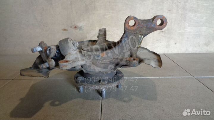 Кулак поворотный П/Л Lexus RX 300/330/350/400h