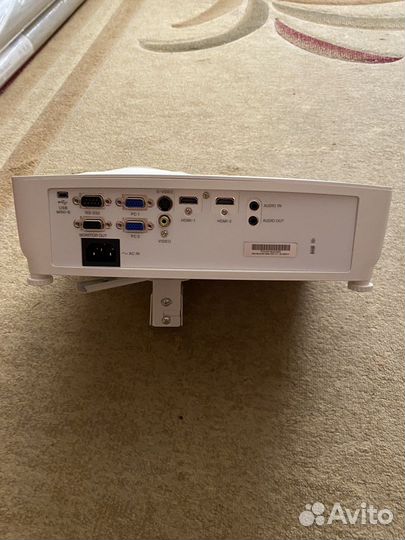 Экран для проектора на штативе