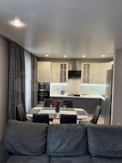 3-к. квартира, 94,7 м², 6/16 эт.