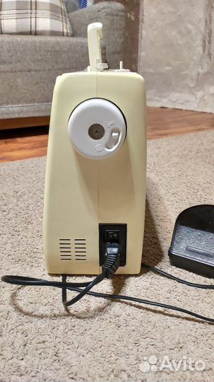 Швейная машинка toyota JB04 RS2000